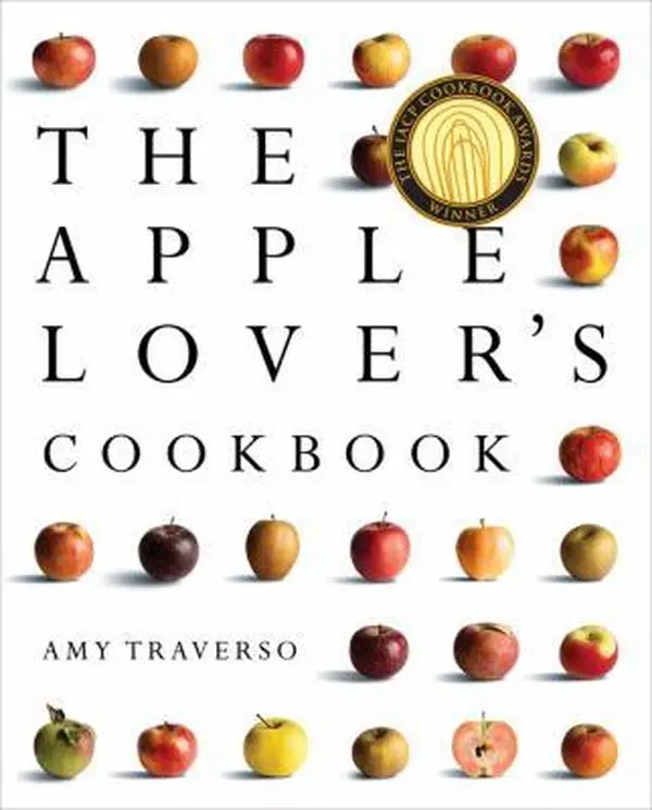 USED Book - The Apple Lover's Cookbook by Traverso, Amy (Hardcover) - english
