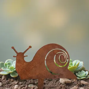 Rusty Snail Garden Decoration – Metal Lawn Ornament,Garden Statue, indoor Outdoor home Garden Sculpture,Gift for Patio,Yard,Fence,Plant,9.8in x 8.4in
