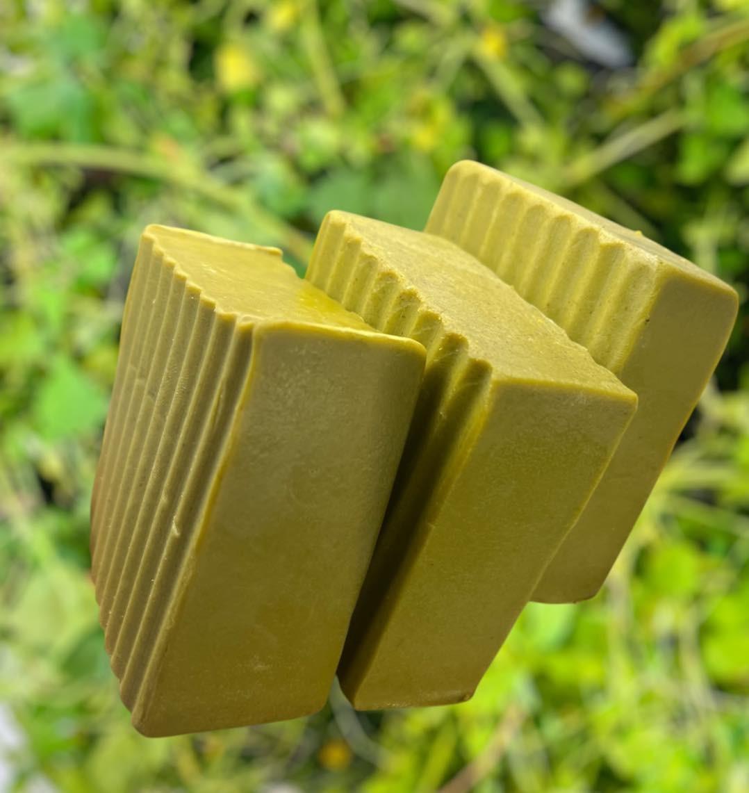 2pcs Cerasee&Seamoss Bar Soap - Natural Ingredients