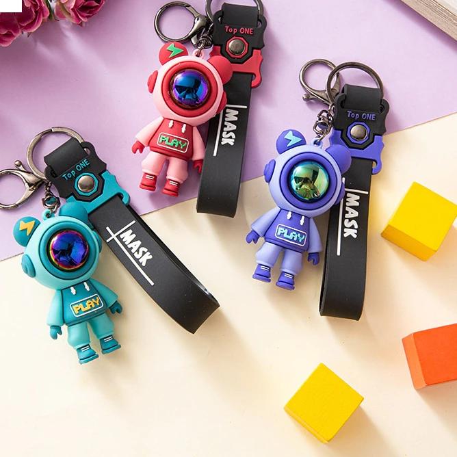 Astronaut Design Keychain for Handbags Purses Totes Backpacks Adorable & Functional Accessory, Cute Keychain for Car Keys for Men & Women, Universal Car Interior Decoration Accessories, Keychain Parking Key