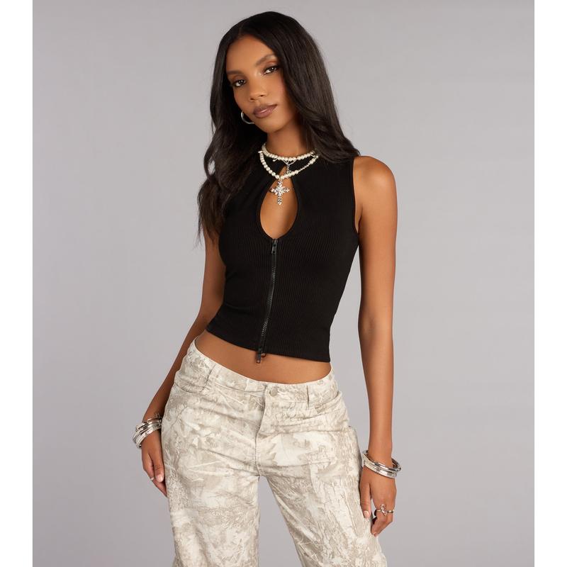 Edgy Everyday Ribbed Knit Zip-Front Top