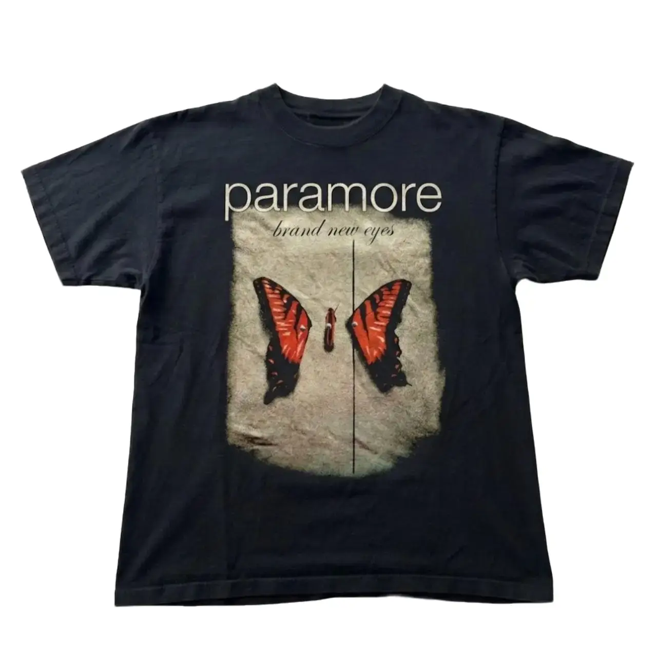 Paramore Graphic T-Shirt, Unisex Cotton Band Tee, Vintage 2000s Alternative Rock Shirt, Retro Y2K Music Graphic T-Shirt, Paramore Fan Gift
