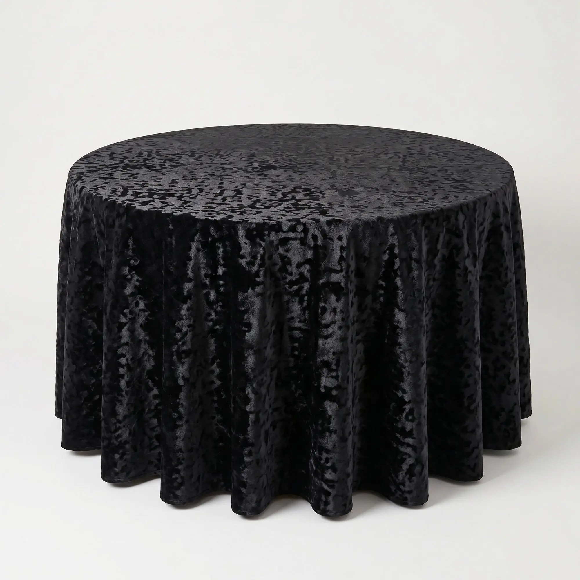 Allendale Crushed Velvet Tablecloth  Black