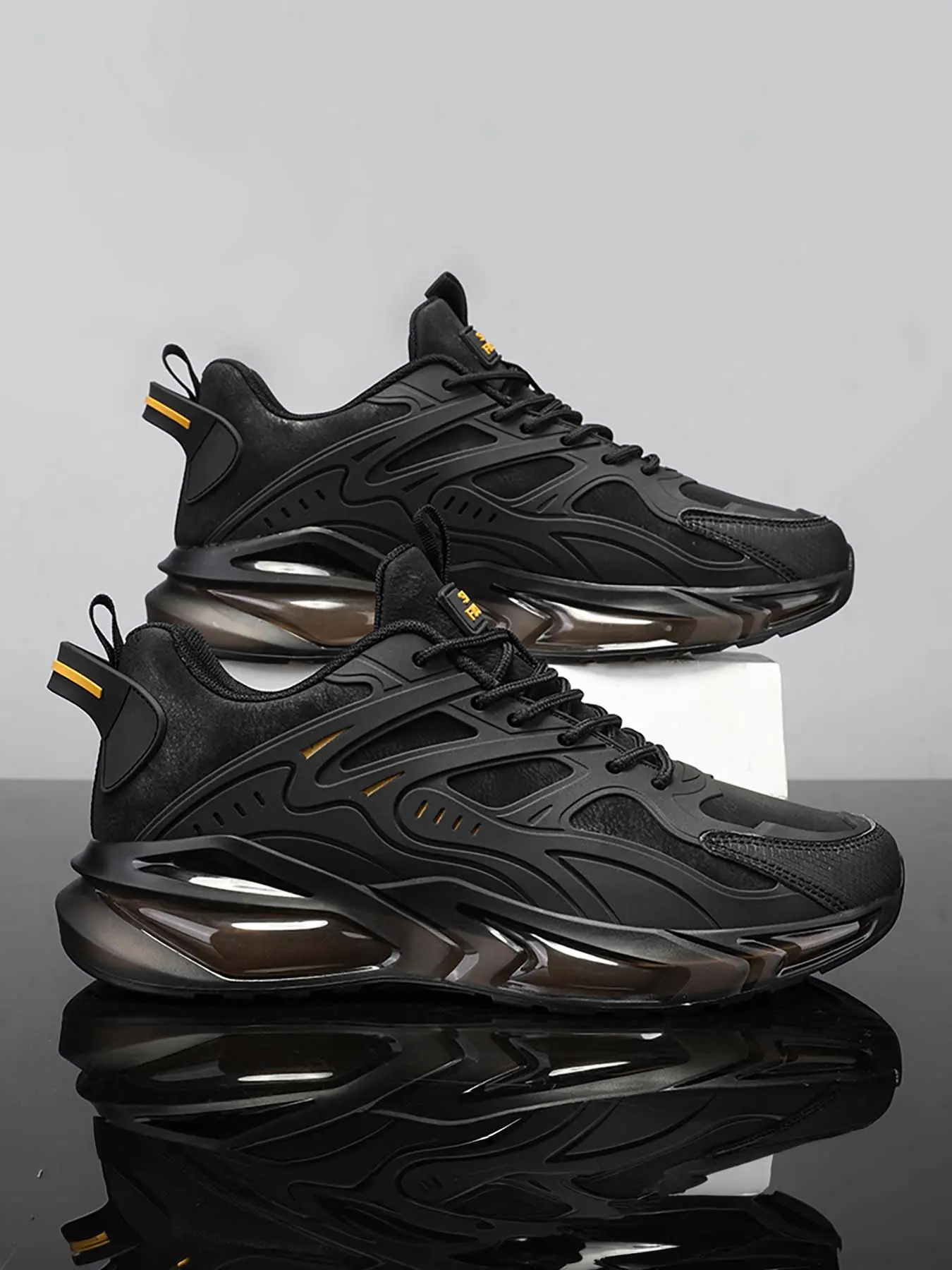 Men's casual air-cushioned sports shoes, Casual athletic trainers, Athletic casual sneakers, deliver cushioning and all-day comfort, the anti-slip outsole ensures reliable traction, perfect for outdoor activities and everyday casual wear
