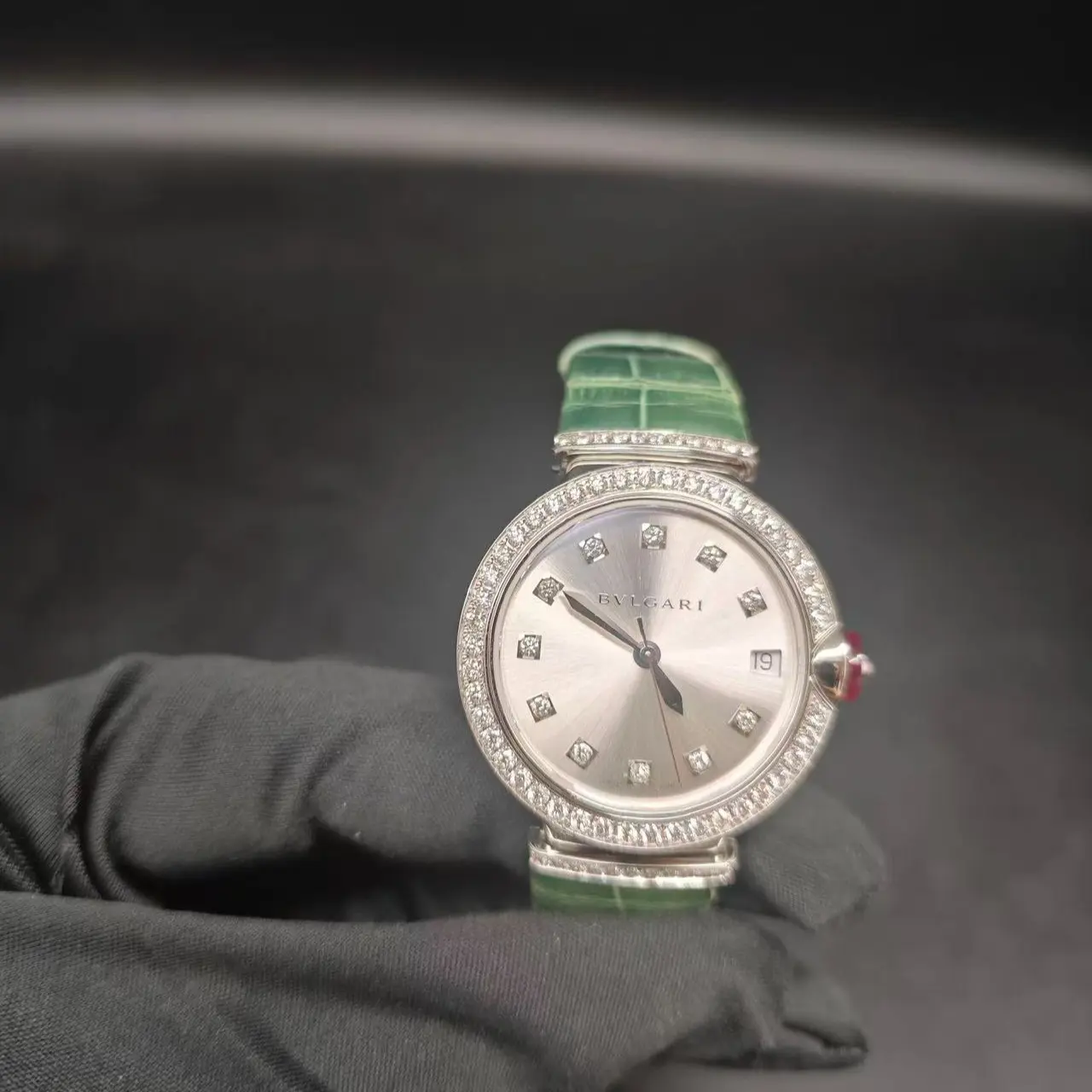 Bvlgari LVCEA Reference 102389 33mm Solid White Gold Automatic Elegant Women’s Dress Watch