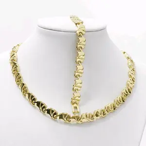 Set de elefantes 18inches x 7.5 inches. Gold Plated