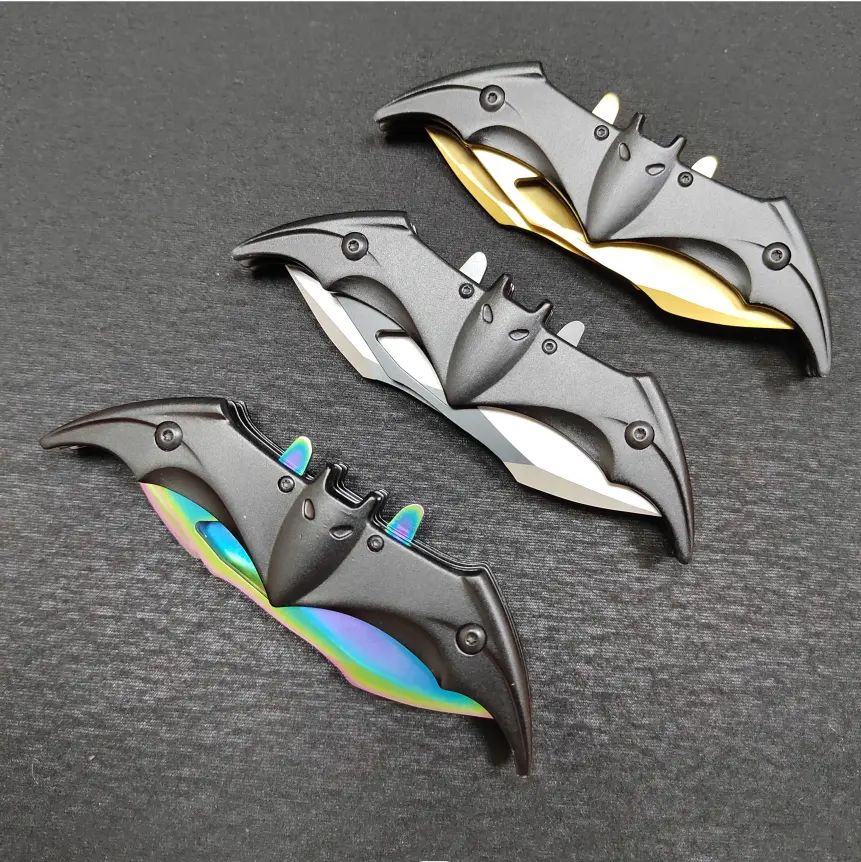Minimalist Bat Design Metal Art - Abstract Wing Desktop Decor, Modern Geometric Sculpture, Premium Party Favor, Unique Gifts for Man, Gifts for Boyfriend, Home & Festive Ornament