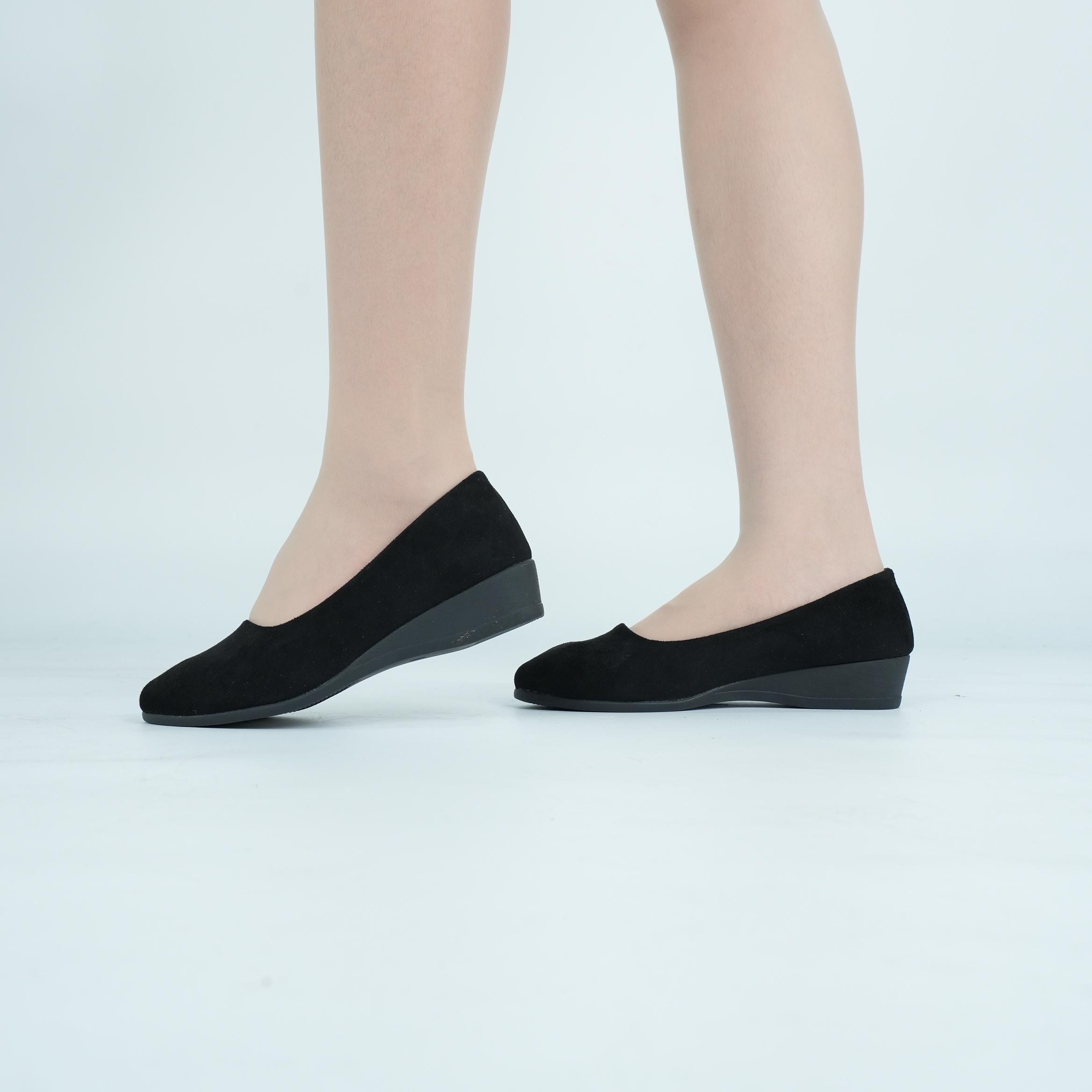 Women's Black Wedge Heels Work Shoes - Wide Fit Waterproof Rain Suede Pumps Round Toe Elegant Comfortable Insole Shallow Mouth Heeled Footwear Office Shoes for Women