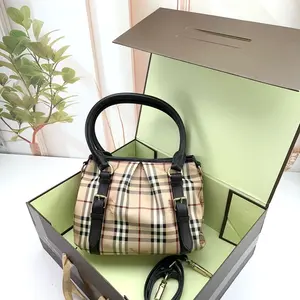 Pre-owned BURBERRY PVC Shoulder Bags 12.99'' R289 Shoulder Bag C539236723 0315 T1 Qiqi