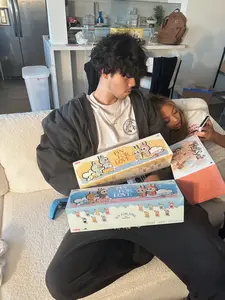 GIVEAWAY BLIND BOX: DO NOT PURCHASE