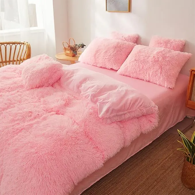 4 Piece Plush Duvet Cover Set (1 Fluffy Faux Duvet Cover+ 1 Heart Pillow + 2 Furry Pillow Shams), Soft & Warm Bedding Set (Pink, Queen (U.S.Standard)