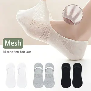 Women's boat socks are non-slip, lightweight, invisible, and breathable; a thin style for summer.