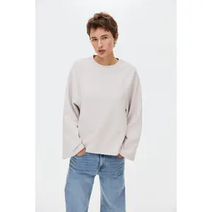 H&M Oversized interlock top