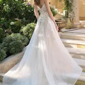 luxury A-line wedding dress