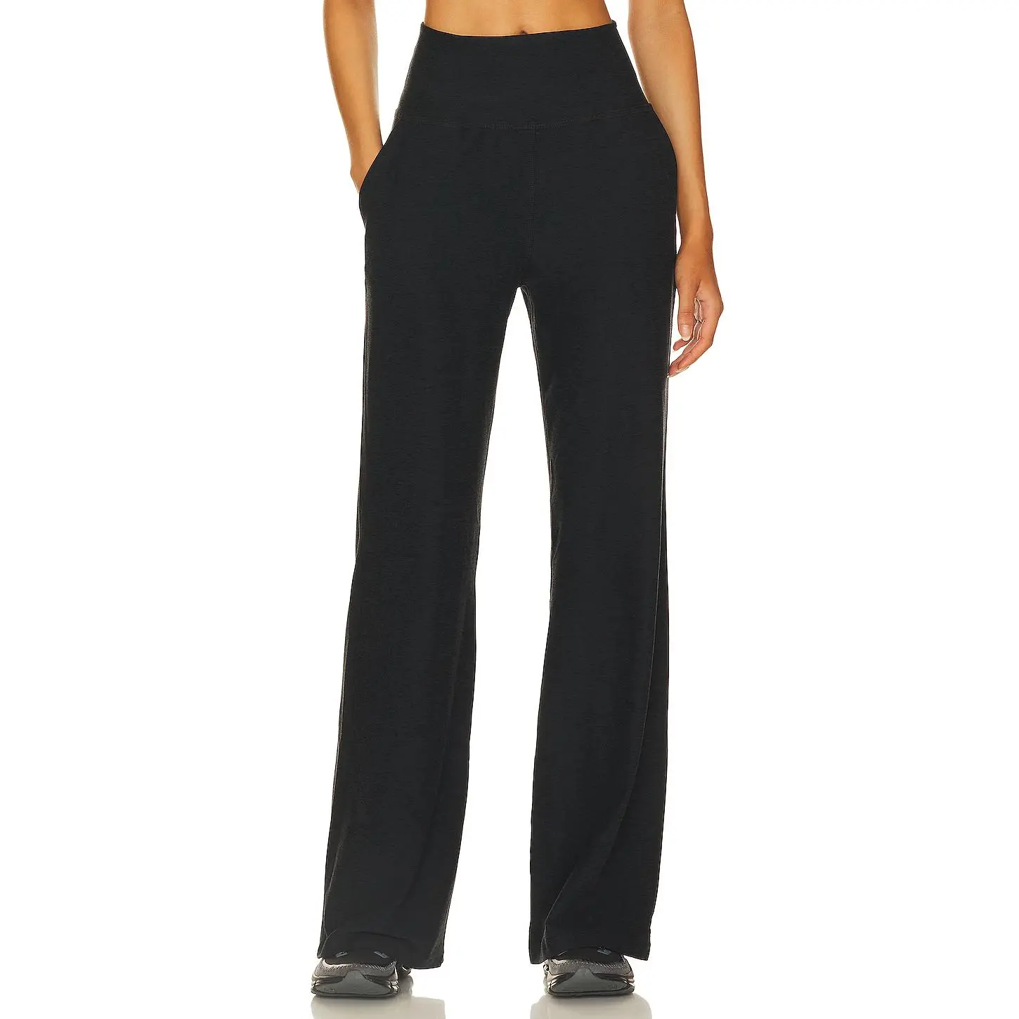 Beyond Yoga Easy Cropped Wide Leg Pant in Darkest Night