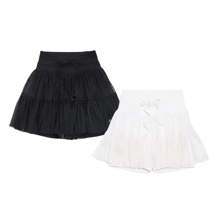 Yin & Yang TikTok Exclusive Bundle - Black x Cool White Pirouette Skort Yin & Yang TikTok Exclusive Bundle - Black x Cool White Pirouette Skort