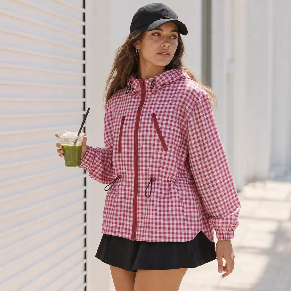 Fisoew Women's Plaid Windbreaker Jacket, Lightweight Hooded Gingham Print Tops for Beach Travel with Adjustable Waist, Outerwear