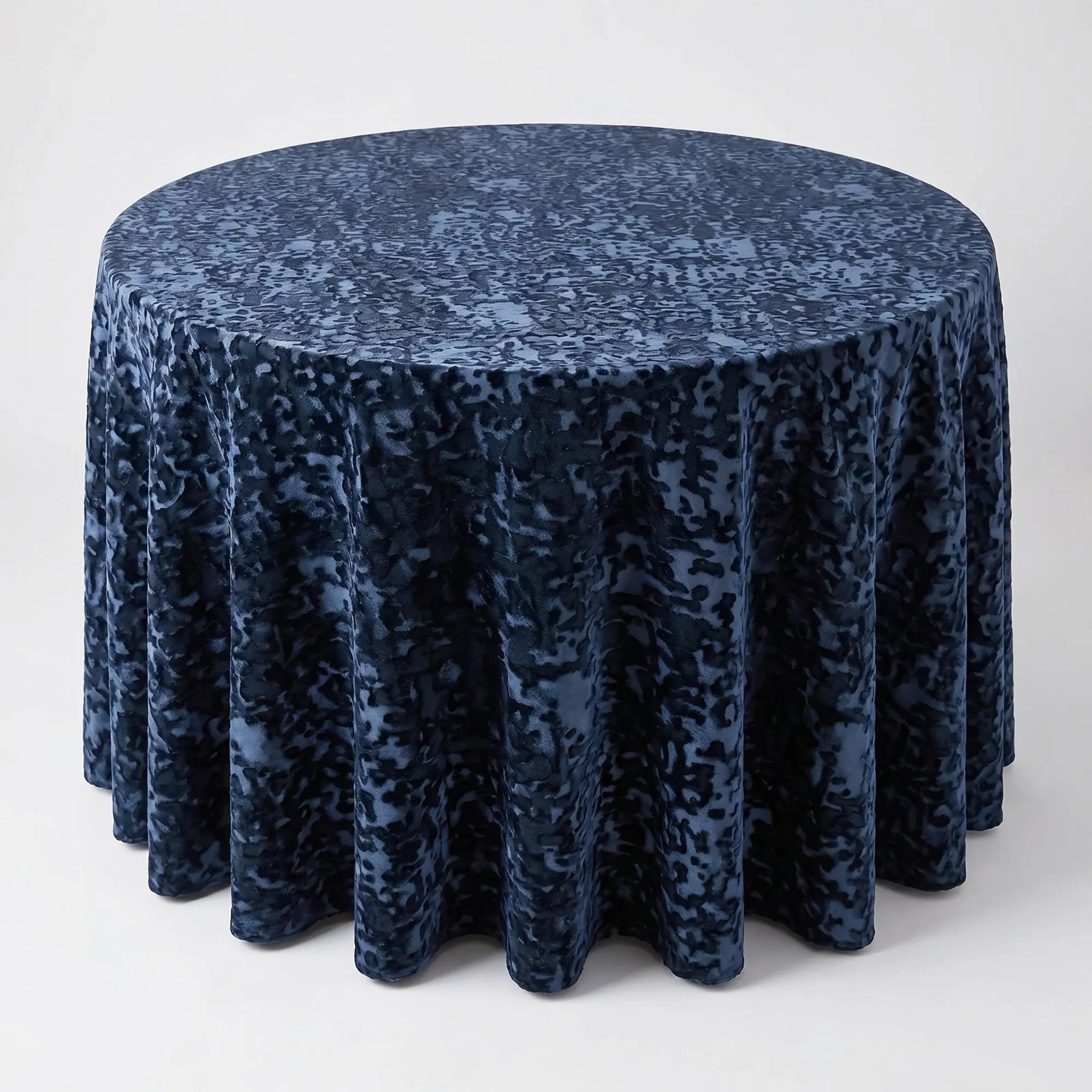 Allendale Crushed Velvet Tablecloth  Navy