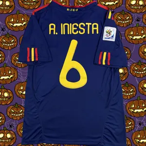2010 World Cup Spain Away Short Sleeve No.6lniesta Classic Retro Soccer Jerseys VintageJersey