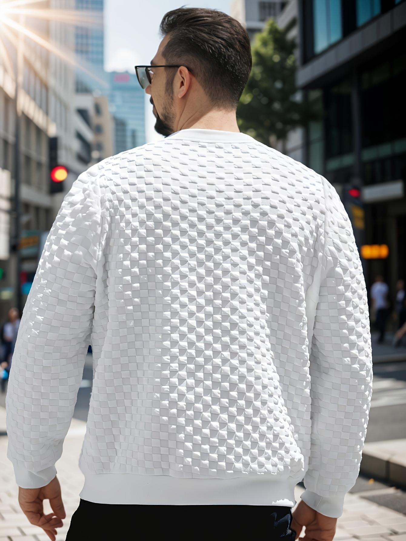 Men's fashionable checkered pattern long sleeved round neck sports shirt, made of 100% polyester knitted fabric, casual regular style, moderate elasticity, solid color cut with printed details, weighing 8.47 ounces per square meter. X