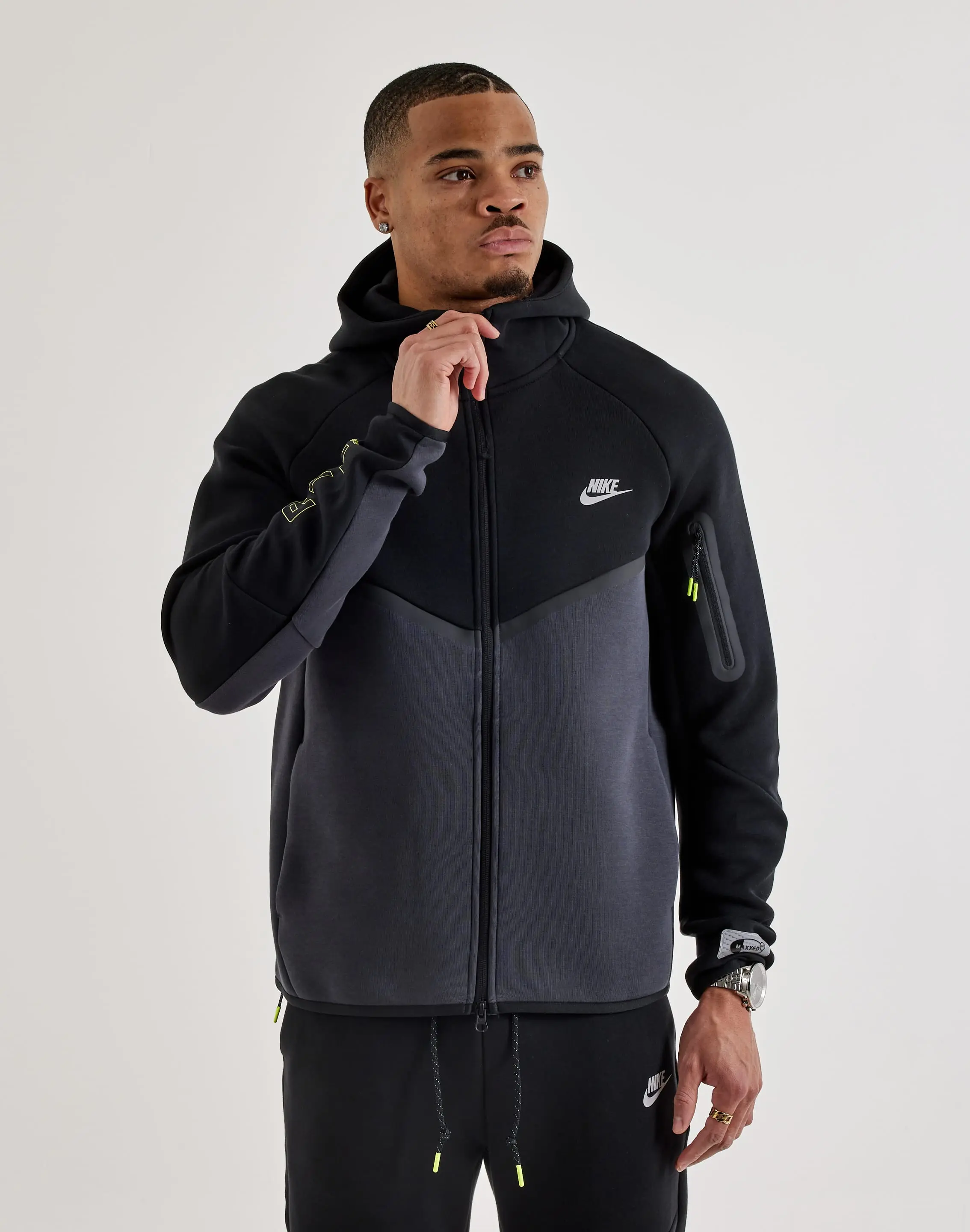 Mens Nike Tech Fleece Windrunner Full-Zip Air Max Jacket