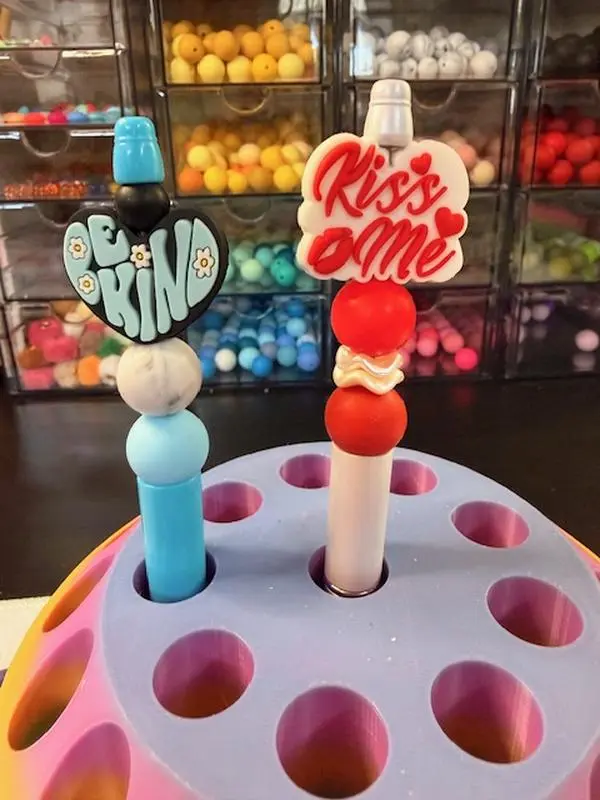 ***LIVE CLAIM***.  FOCAL BASIC BEADED REFILLABLE PENS.