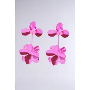 ASH FLOWER EARRING