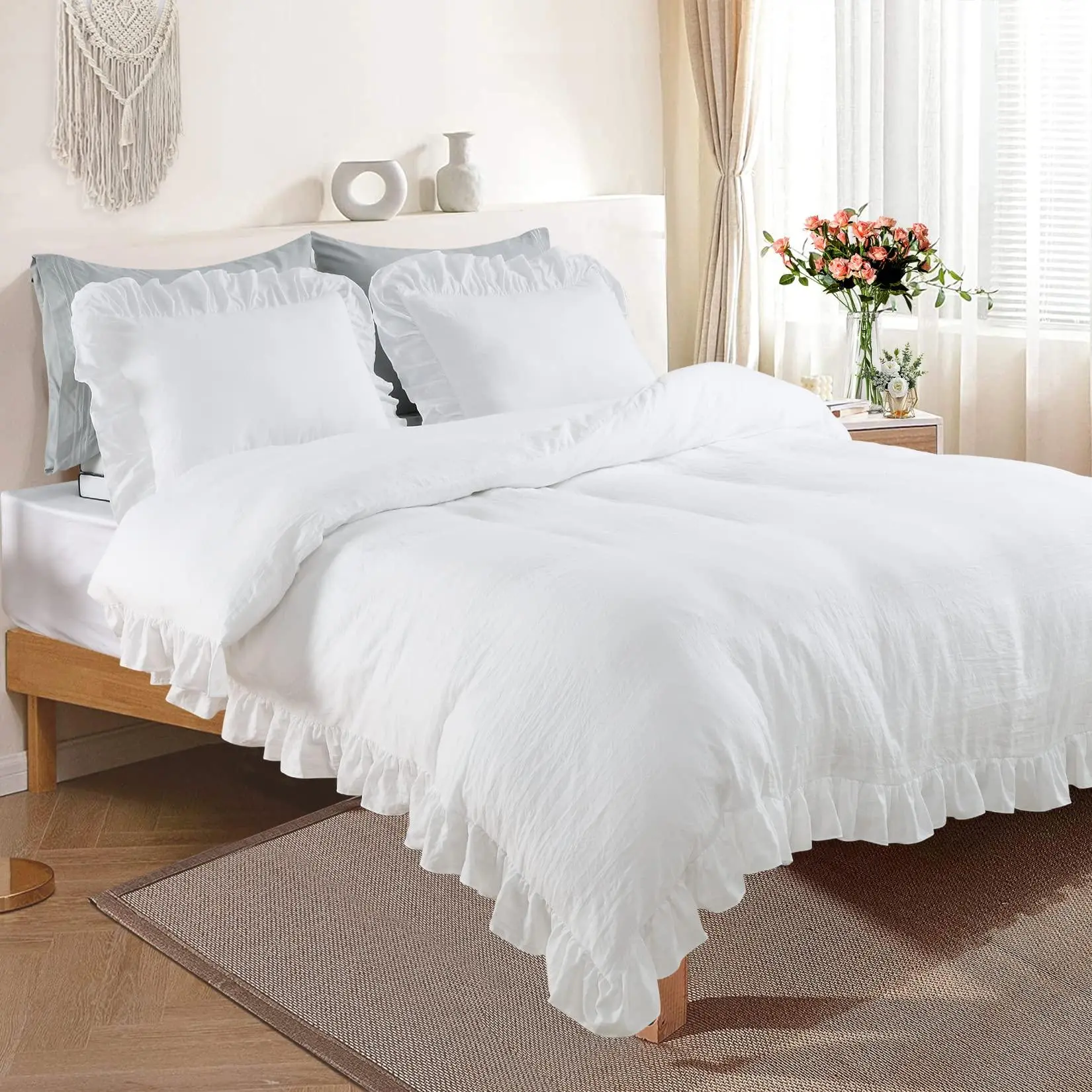 GARVEE Duvet Cover King Size, 104x90 Inches Ruffle Duvet Cover Soft Washed Microfiber Duvet Cover Set with Hidden Button Closure, 3 Pieces (1 Duvet Cover, 2 Pillowcases), White