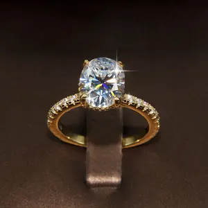 (Oval 3CT)925 Sterling Silver Synthetic Moissanite Ring (Oval 3CT)925 Sterling Silver Synthetic Moissanite Ring