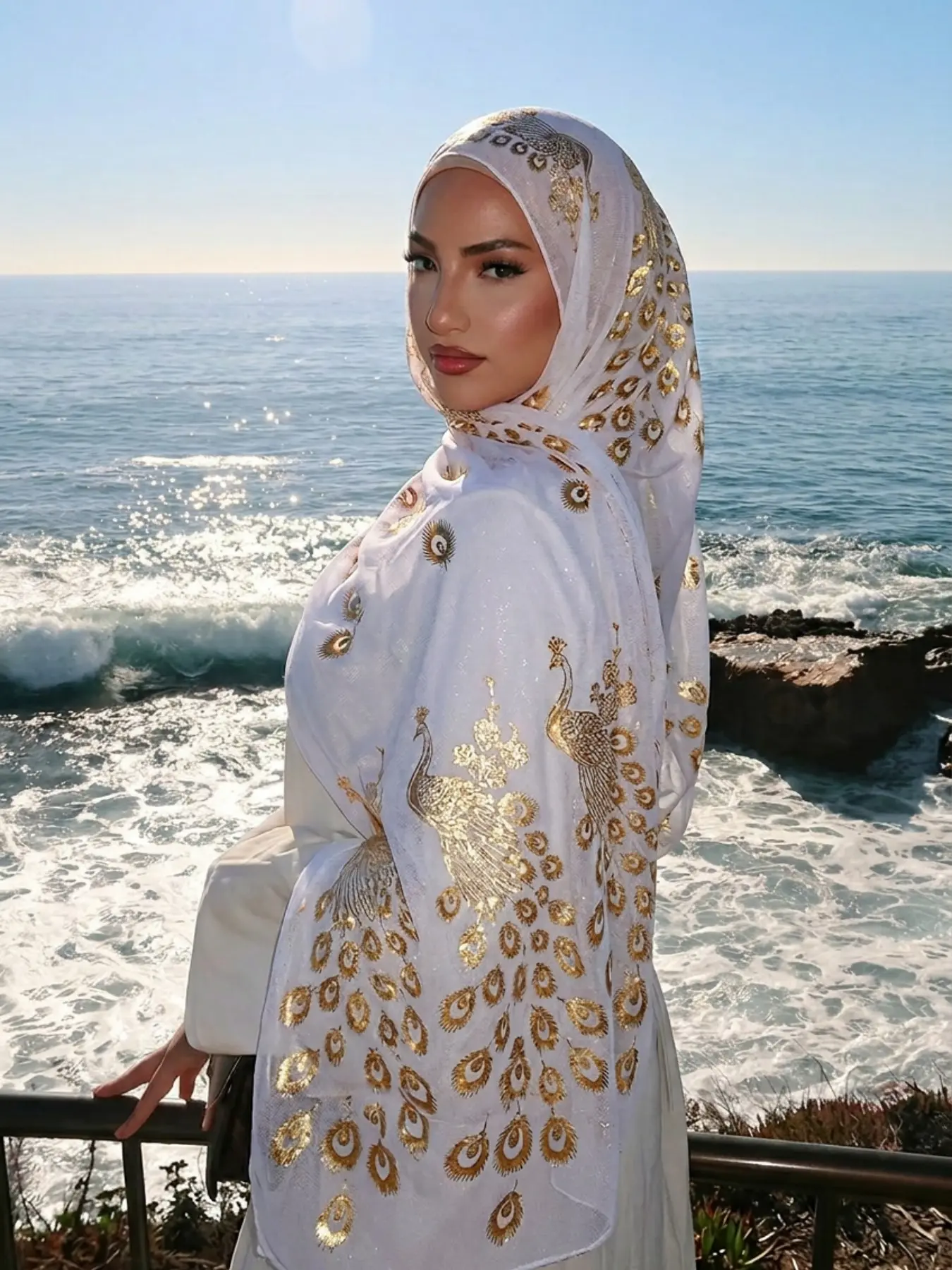 Women's Fashion Peacock Feather Headscarf, Elegant Breathable Long Scarf, Sun Protection Shawl for Daily Wear, Tignon Scarf, Modesty