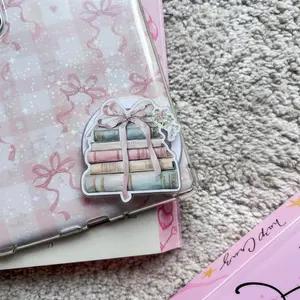 Coquette Bow Book Stack MagSafe Phone Grip – Aesthetic Magnetic Pop Socket & Kickstand – Book Lover Gift