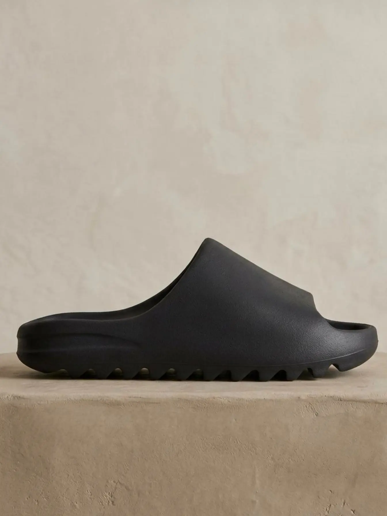 Yeezy Slide YZY YS-01 Black Unisex