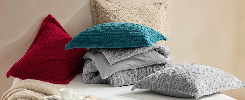 HOMELIKE MOMENT Queen Size Reversible Fluffy Fleece Comforter Set Ultra Soft Cozy Machine Washable Bedding for Christmas Winter Dorm & Bedroom Decor Beige 3-Piece Set, Valentines Gifts HOMELIKE MOMENT Queen Size Reversible Fluffy Fleece Comforter Set Ultra Soft Cozy Machine Washable Bedding for Christmas Winter Dorm & Bedroom Decor Beige 3-Piece Set, Valentines Gifts