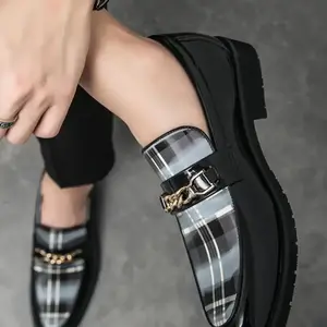 Men's Fashionable Chain Decorated Slip on Dress Shoes, Business Style Shoes, 2024 New Style Casual Comfortable Loafers for Banquet Ball Party Wedding, Daily Clothing Decor for Men