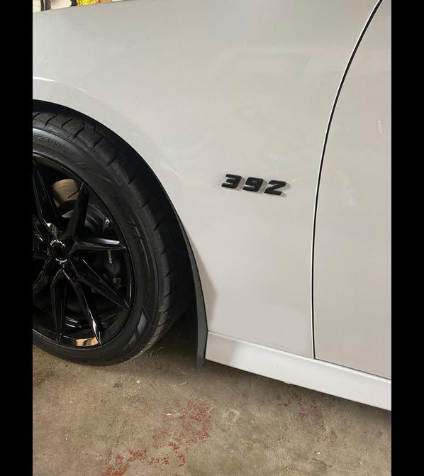 392 Side Emblem Badge Set Fits Dodge Challenger Charger Replacement (Black/Red) 2-Pack