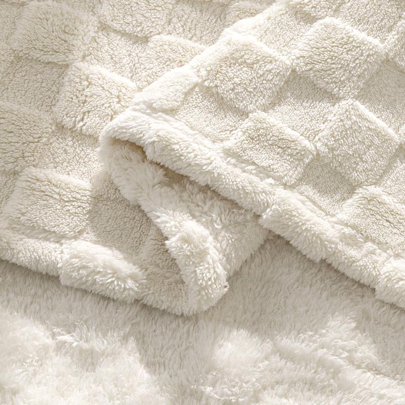 LOKHOM Ultra Soft Plush Fleece Blanket for Couch Fluffy Cozy Cable Jacquard Tufted Thick Warm Blankets for Winter Women Gift Ultra Soft Traditional LOKHOM Ultra Soft Plush Fleece Blanket for Couch Fluffy Cozy Cable Jacquard Tufted Thick Warm Blankets for Winter Women Gift Ultra Soft Traditional