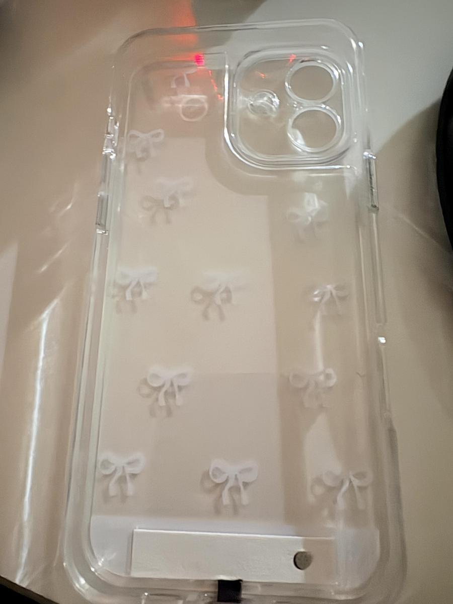 Item: White, iPhone 16 Plus