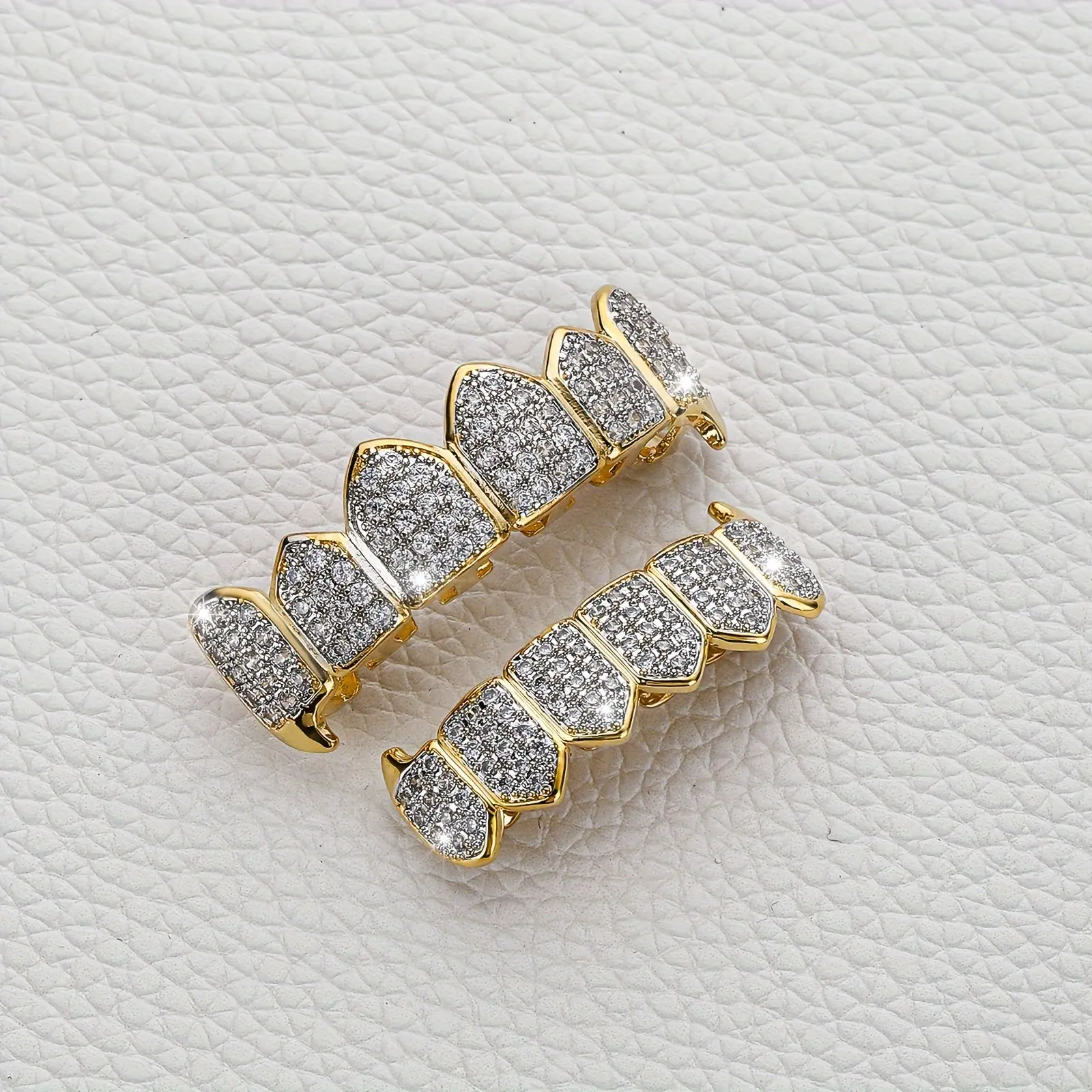 Halloween 8 Teeth Golden Plated Iced-out Tooth Grillz For Mouth Top Bottom Hip Hop Teeth Braces Rapper Costume Teeth Jewelry  Accessories