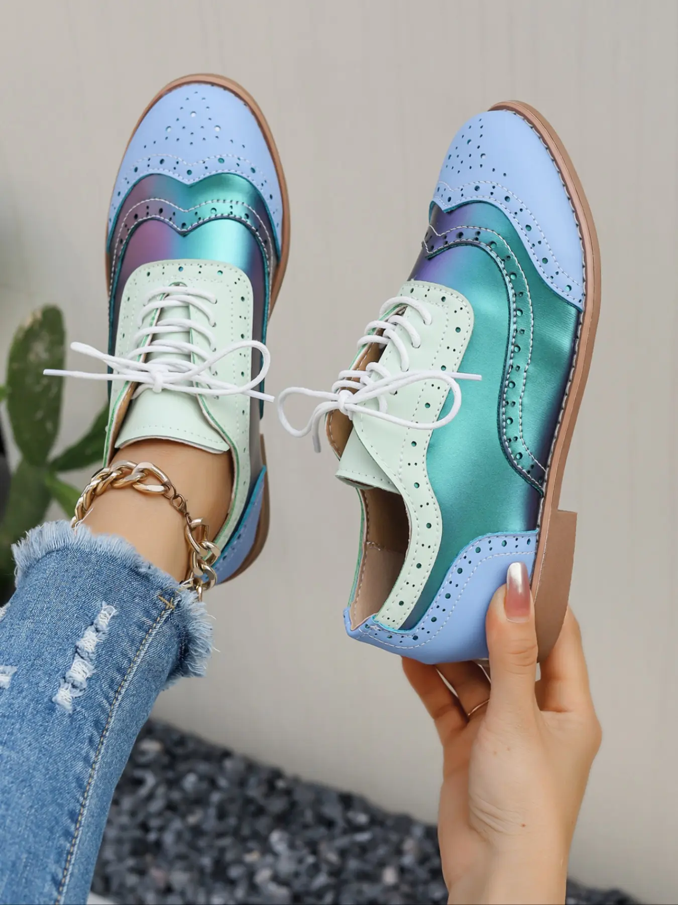 Elegant Women's Two-Tone Oxford Shoes, Comfortable PU Leather Flats, Flat Sole for Formal, Office & Casual Wear, Work Shoes, All-Season Fashion Footwear, Versatile Use, Casual Business Shoes, Blue Color, Business Style Footwear