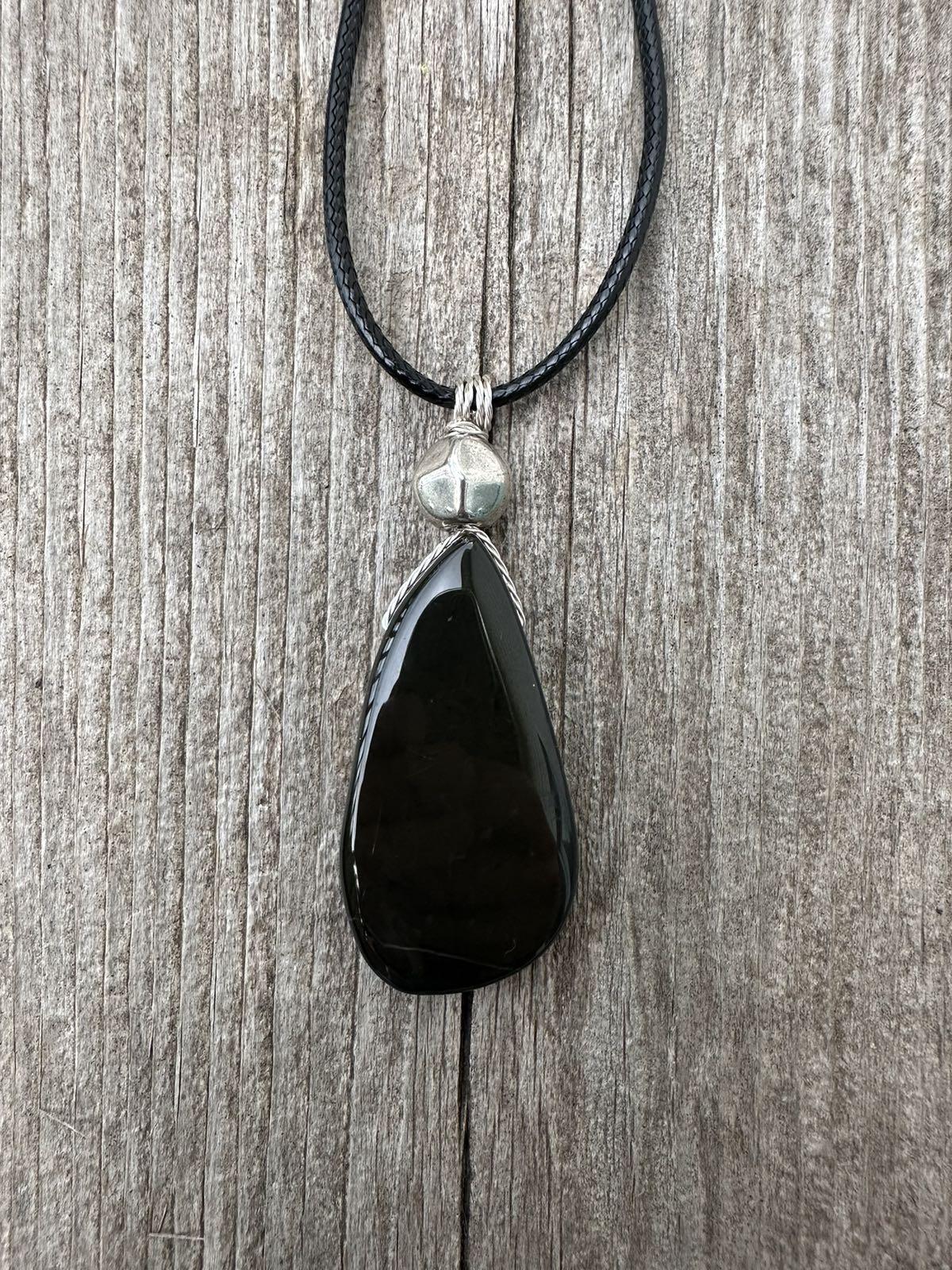Sardonyx Necklace for Willpower Vigor and Stability.