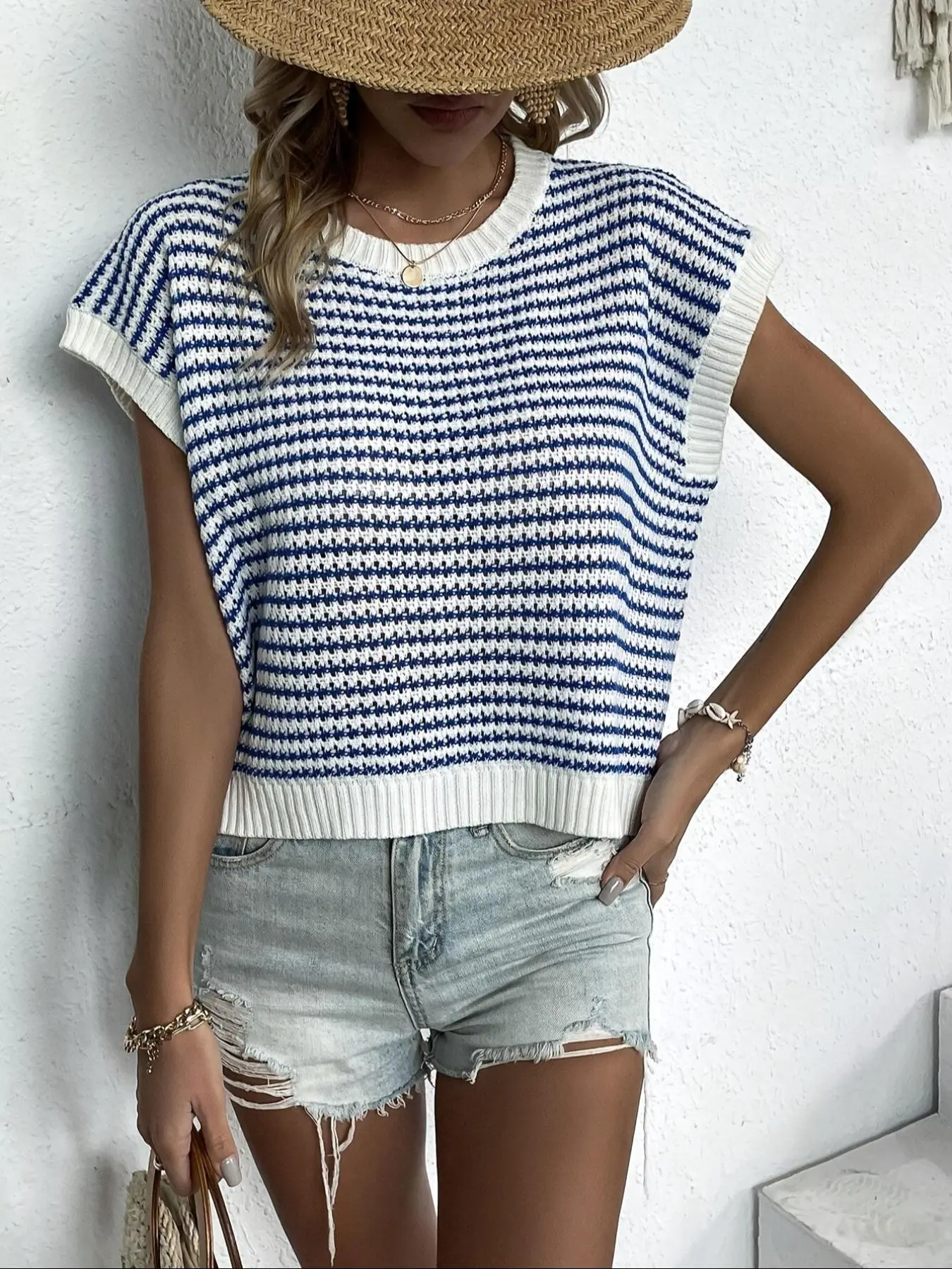Women's Y2K Elegant Striped Knit Sweater Vest Top, Round Neck Short Sleeve Fitted Knitted Casual Wear for Spring Summer Fall, Two Colors Available, Knitwear, Womenswear
