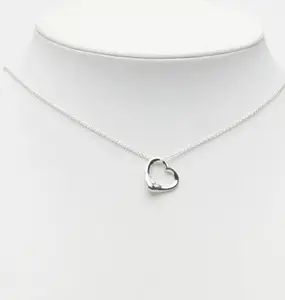 Pre-owned Tiffany & Co. 1 Small Leather Goods Tiffany open heart necklace GZ