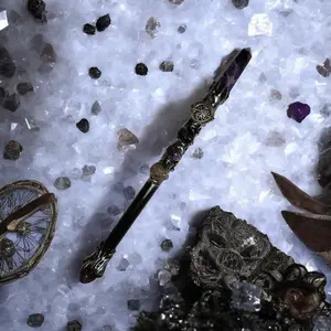Amethyst & Compass Crystal Magick Wand – Manifestation, Gratitude & Spiritual Guidance
