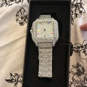 Vvs crystal stone diamond watch waterproof