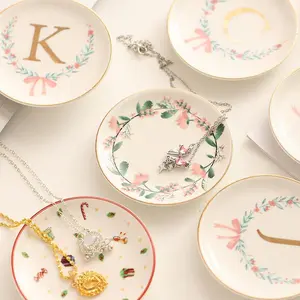 BOOVO ASINGYER HOME Ceramic Letter-Pattern Ring & Dish Jewelry Display Stand and Storage Tray