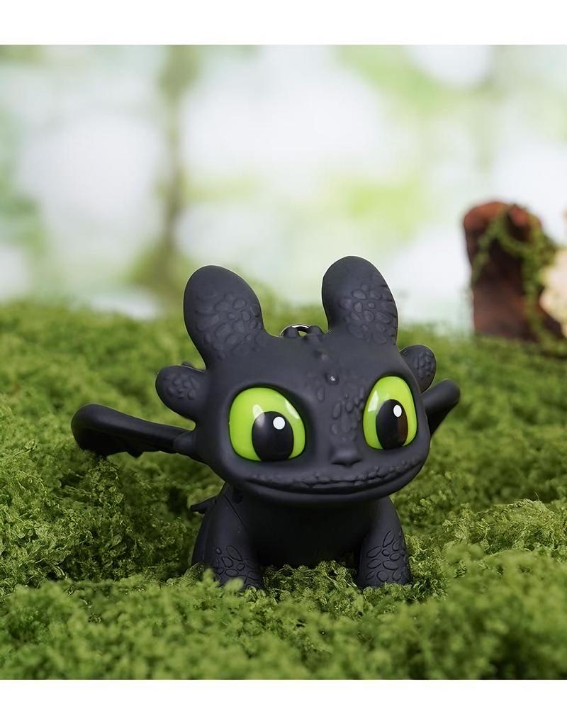 DIYCOM How to Train Your Dragon Night Fury Dragon Keychain Glow in the Dark Mini Dragon Pendant with Moving Wings Trendy Bag Charm Car Ornament Keychain Gift Christmas Gift Birthday Peripheral