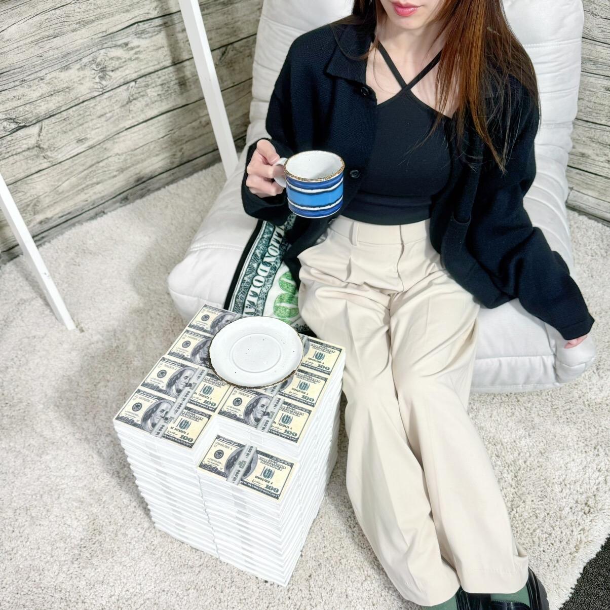 Designer's Coffee Table Bedside Table, Sturdy Dollar Coffee Table Nightstand bedroom  table nightstand