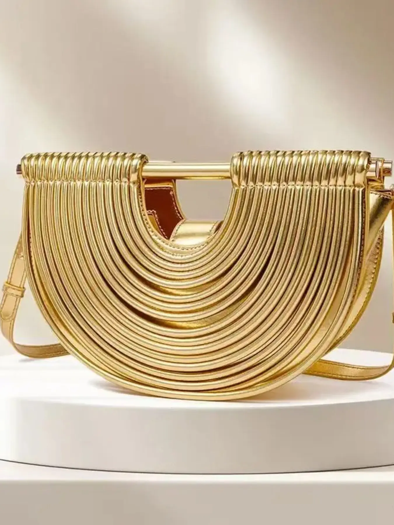 Women's Metallic Crossbody Evening Bag, PU Faux Leather with Magnetic Snap Closure, Ideal for Weddings & Formal Events