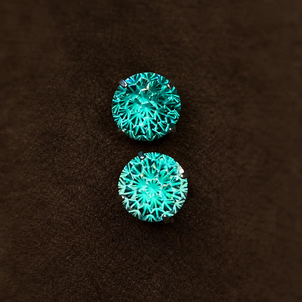 Sterling Silver Flat Back Gemstone Stud Earrings, 8mm Round Teal Blue CZ Disc Studs, Hypoallergenic 4-Prong Basket Setting, Aquamarine-Tone Earring Back Jewelry for Sensitive Ears (Gift for Cartilage Tragus Helix), Flat Back Earrings