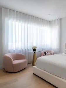 FS16 Hand-operated Ceiling Mounted Track in White with G200 Standard Gliders in Black or Natural for Pinch Pleat and Standard Curtains